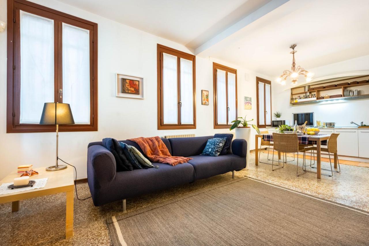 Marco'S Venice House - StayinВенеція Екстер'єр фото