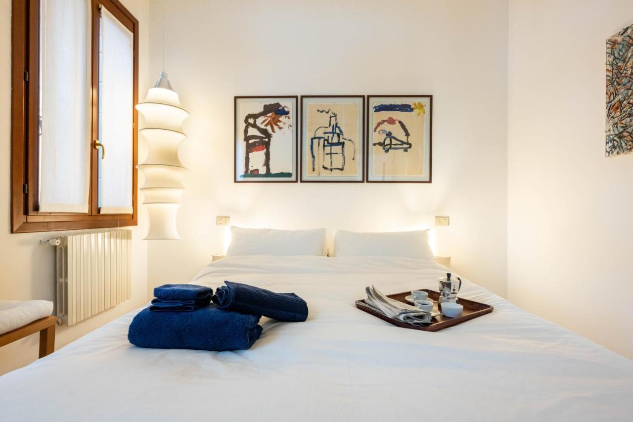 Marco'S Venice House - StayinВенеція Екстер'єр фото